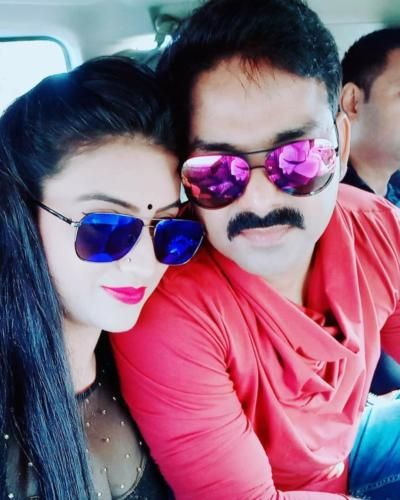 Akshara Singh with Pawan Singh