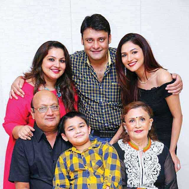 Ridhima Pandit with her Family