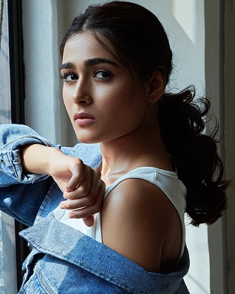 Shalini Pandey in a jeans jacket