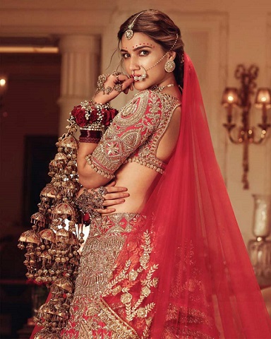 Kriti Sanon in her designer marriage gown HD Picture 1