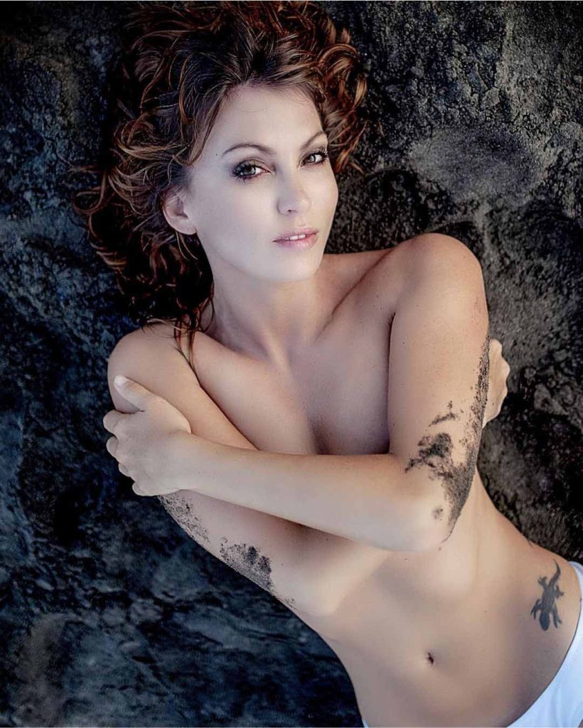 Roberta Mancino in her bikini less HD Picture