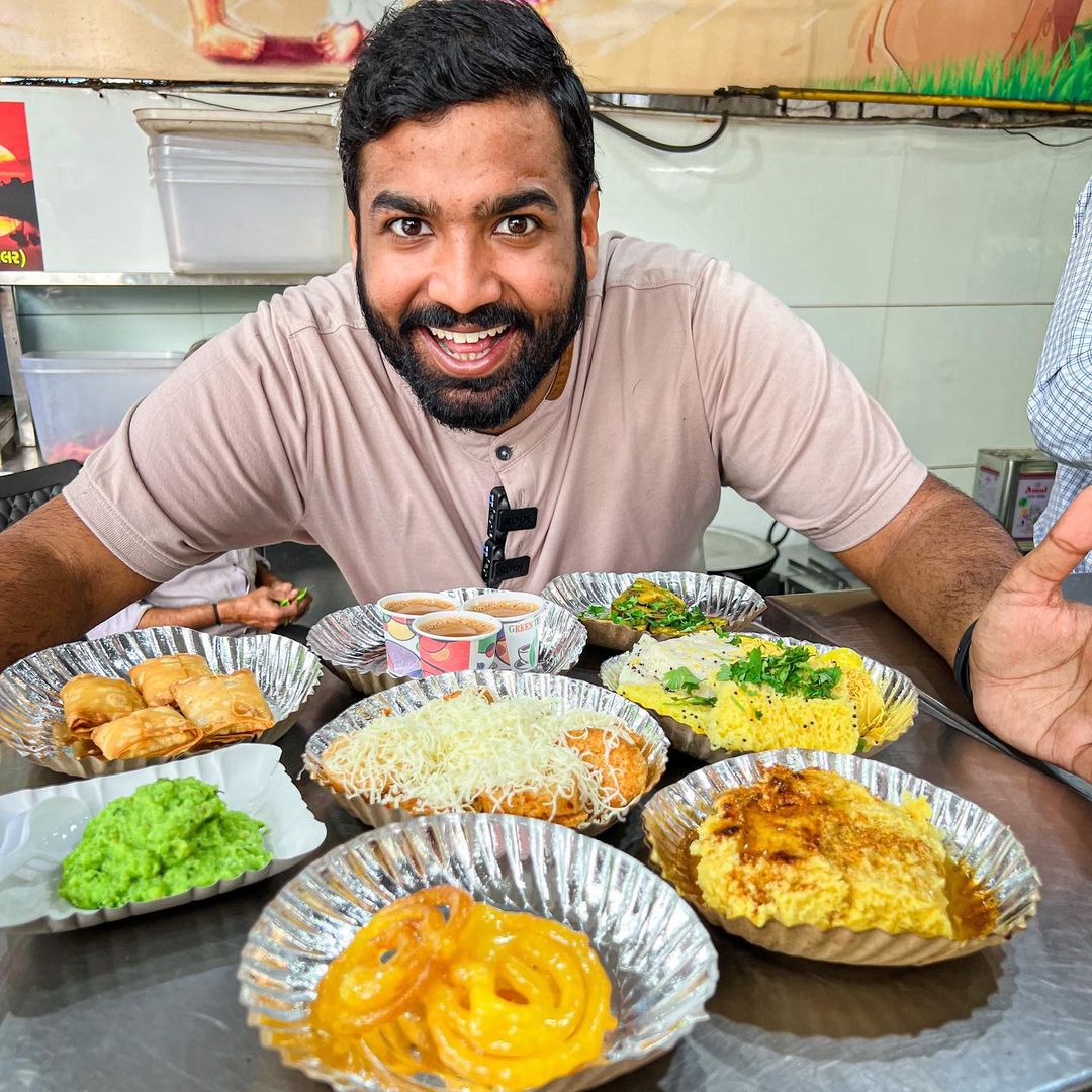 Veggie Paaji Enjoying Different Knids of Snack