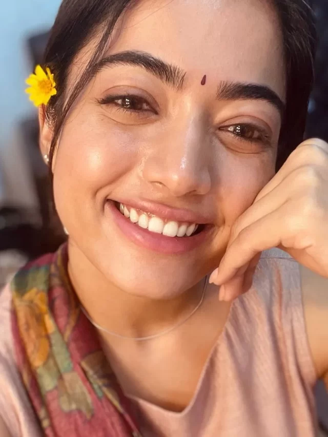 cropped-rashmika-mandanna-stealing-hearts-1.webp