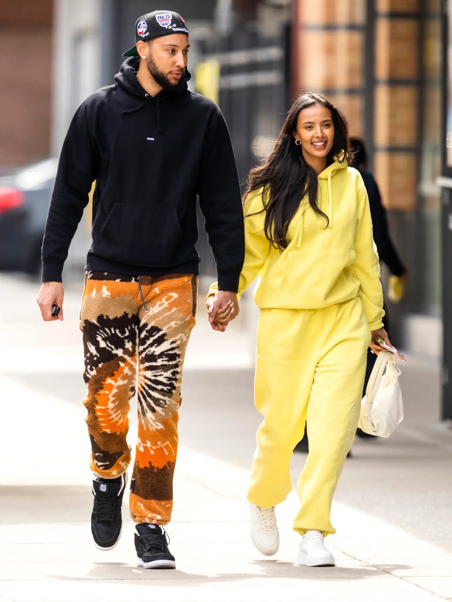 Double it and give it to the next person? 😂#bensimmons #mayajama